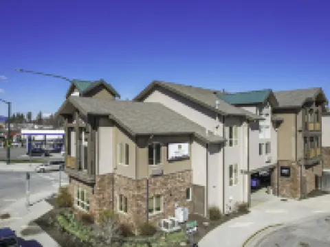 Sandpoint Hotel & Suites Downtown Hotels in Sandpoint