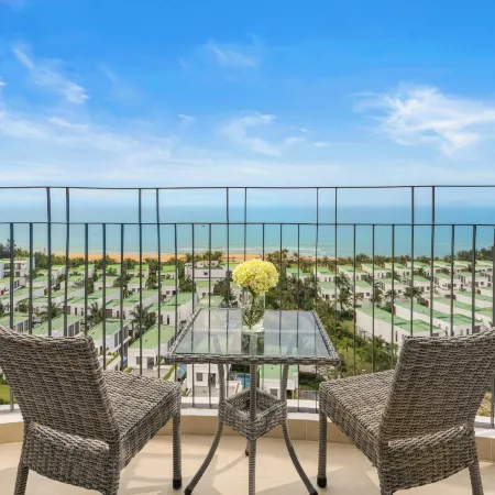 Royal Beachfront Resort & Spa Hoi An Danang