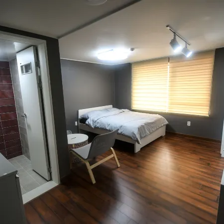 Bluehum Guest House