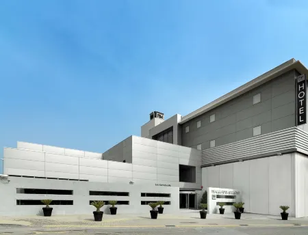 NH Campo de Gibraltar Отели в г. Ла-Линеа-де-ла-Консепсьон