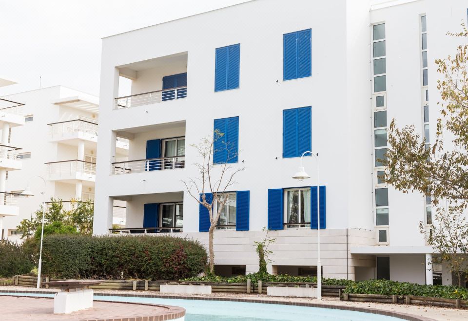 Hotel B06 - Top-Floor Marina 2 Bed Apartment, Exterior, Hotel Exterior