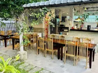 榮奈拉泳池別墅飯店 อาคารเรียนรวมแม่โจ้ 70 ปี มหาวิทยาลัยแม่โจ้附近的飯店