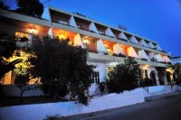 Creta Mare Hotel