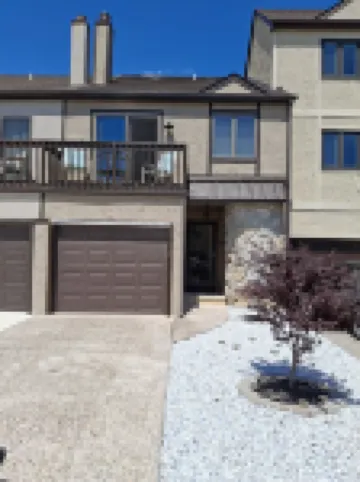 nestled against the dunes, south end beach block on cul-de-sac