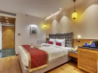 Golden Tulip New Delhi - Hari Nagar Hotels near World Development Foundation
