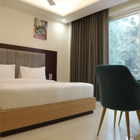 Hotel Gurugram Отели рядом с достопримечательностью «Курорт Аапно Гхар»