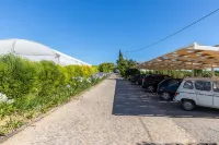 Quinta da Capelinha - parking
