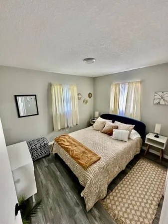 Charming 2-bedroom remodel house in welcoming St. Cloud with WiFi, AC