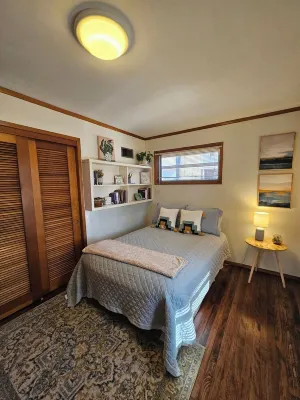 Charming 3-bedroom house with all the amenities located in the heart of Jackson