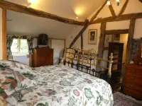 Luxurious Cottage with Lovely Views in Rural Location
