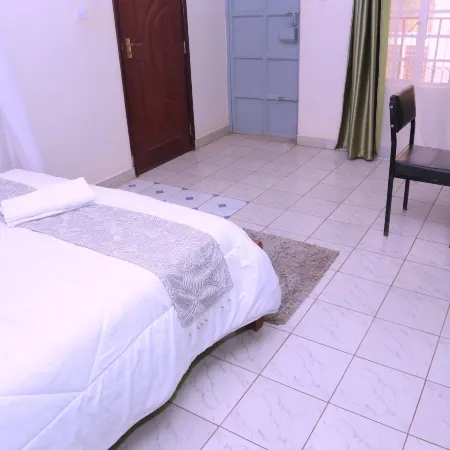 Hotel Lillies Juja