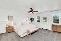 Family-friendly Retreat w/ Hot Tub, Games & Views!