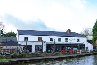 Pillo Rooms - Cosy 2 Bed House in Eccles Hotels near Three Sisters