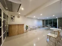 コンフィ クリブ ホステル 2