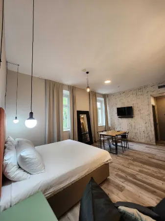 Hotel Amfiteatar Отели рядом с достопримечательностью «Национальный парк Бриюни»