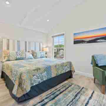 Seaside Serenity 2 Oceanfront Cottage with private beach Perkins Cove Ogunquit Rooms