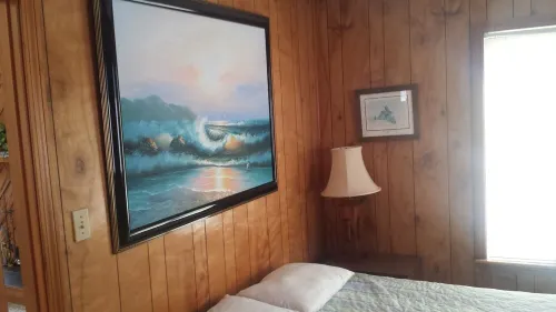 DECK OCEAN VIEWS; HOT TUB, GREAT RATES  !!