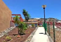 Holiday house CASA CALETA in Caleta de Fuste SEA VIEW fiber optic internet Hotels in Maxorata