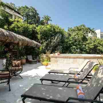 Elegant Mexican 3B/3B Private Pool Home on the hill above Romantic Zone. - D Hotel Exterior