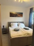 Kleine Ferienwohnung Direkt am Deich und Hafen von Eckwarden mit Gartennutzung Hotels in der Nähe von Nordsee-Lagune Butjadingen