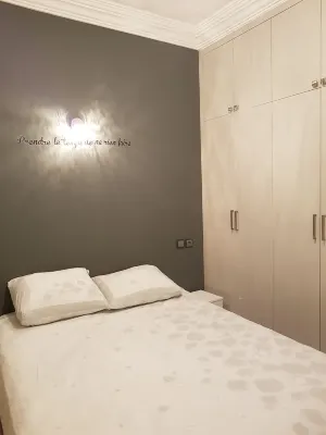 Large and beautiful 2 rooms new modern with air conditioning wifi and satelite