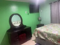 Private Gated 1 Bedroom in Georgetown