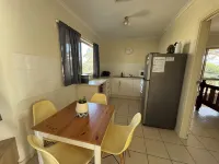 Allusion Farmstay & Vineyard- Unit Cab Sav - Pets negotiable