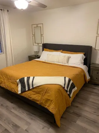 Charm of Old Litchfield- No Chores!