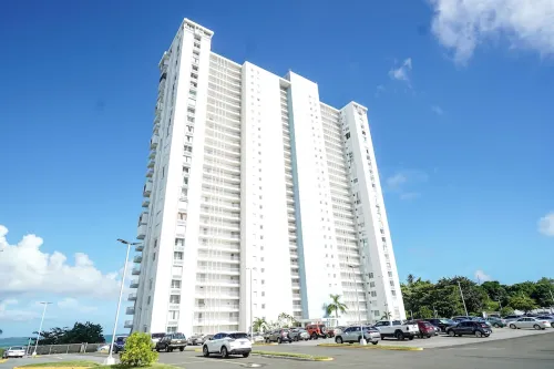 The Best Ocean View, Very Close to El Conquistador Hotel.