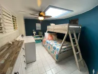 Teagues Bay Hideaway - Ocean View Cottage Hotels in East End