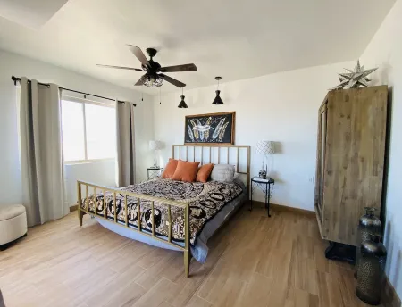 Laguna Shores- 4 Bed/4Bath Beachfront Condo Отели в г. Rocky Point