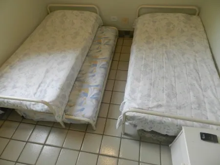 Riviera apartment, 50mt from the beach 3bts 2bh, sl 2 main rooms. balcony, air cond, wi-fi air