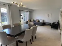 Spacious 4 Bedroom House Closed to Masonville UH UWO