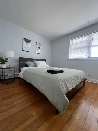 Minutes from O’Hare!