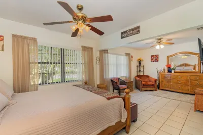 3 Bdrms 2 Bath Home Close to the Melbourne Airport! Hotels near Melbourne Orlando International Airport