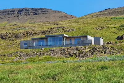 Family Friendly Country House w/ Amazing View, Hot Tub, Sauna