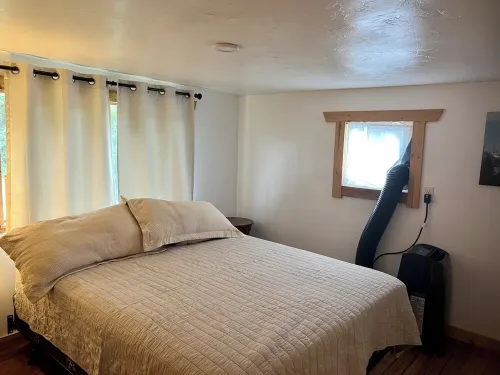 The Fox Hollow close to Glacier Park Hotels in Hungry Horse