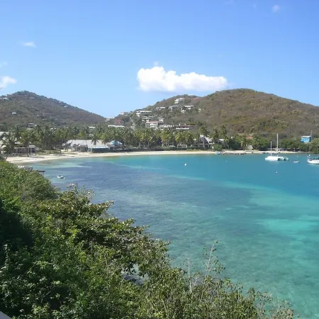 Million Dollar Views: Walk to Beach, Pools, and Restaurant