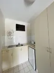 1 BR apartmen at Glenelg Moseley