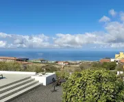 Los Laureles Bungalow