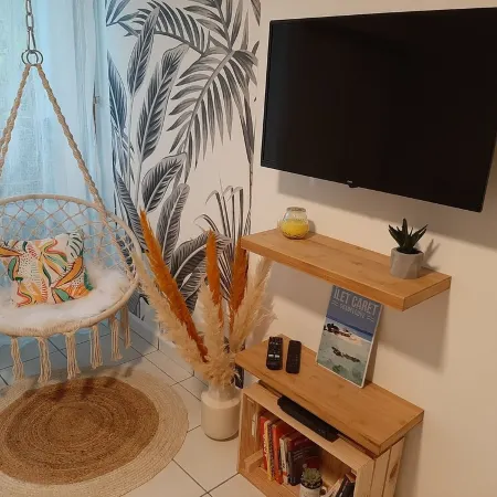 Studio Cosy à 2min de la Plage Отели в г. Пуэнт-а-Питр