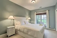 Magnificent Villa, Private Pool, Fire Pit w/Huge Backyard Hotels in Chester