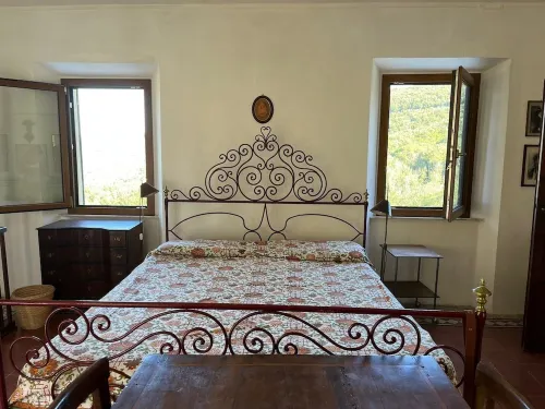 A charming country house nestled in the hills nearby Elba best  beaches.