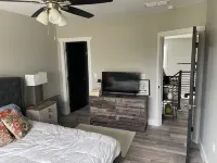 Beautiful NEW 4br 3 ba Barndaminium on Lake Cumberland
