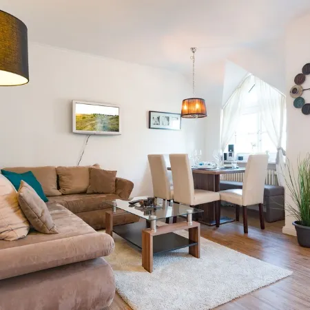 Beach, walk! next door <br>Ideal for train travelers <br>