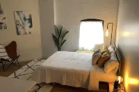 Luxury Loft (perfect for business or pleasure)