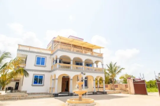 10 minutes to the beach! Villa Sultanas Luxury Villa with private swimming pool Hotel a 
