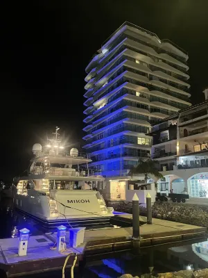 Entire 2 Bedroom 2 Bath Marina Vallarta condo with insane view Hotels in Isla Iguana