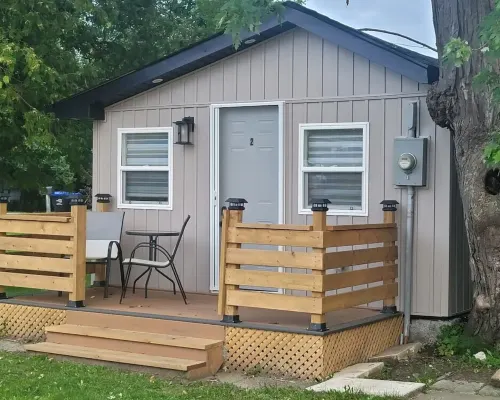 Cozy 2 Person Cabin Hotels in Cookstown