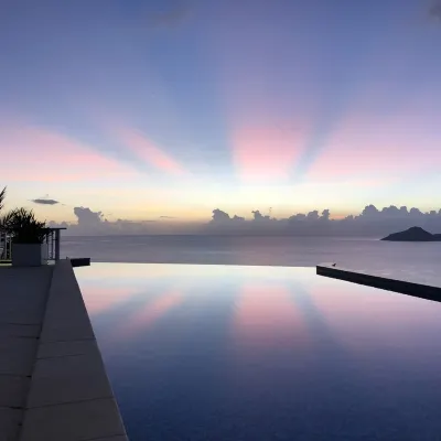 Secluded, exclusive, totally private luxury villa overlooking the prettiest bay. Hotels near Newcastle Beach